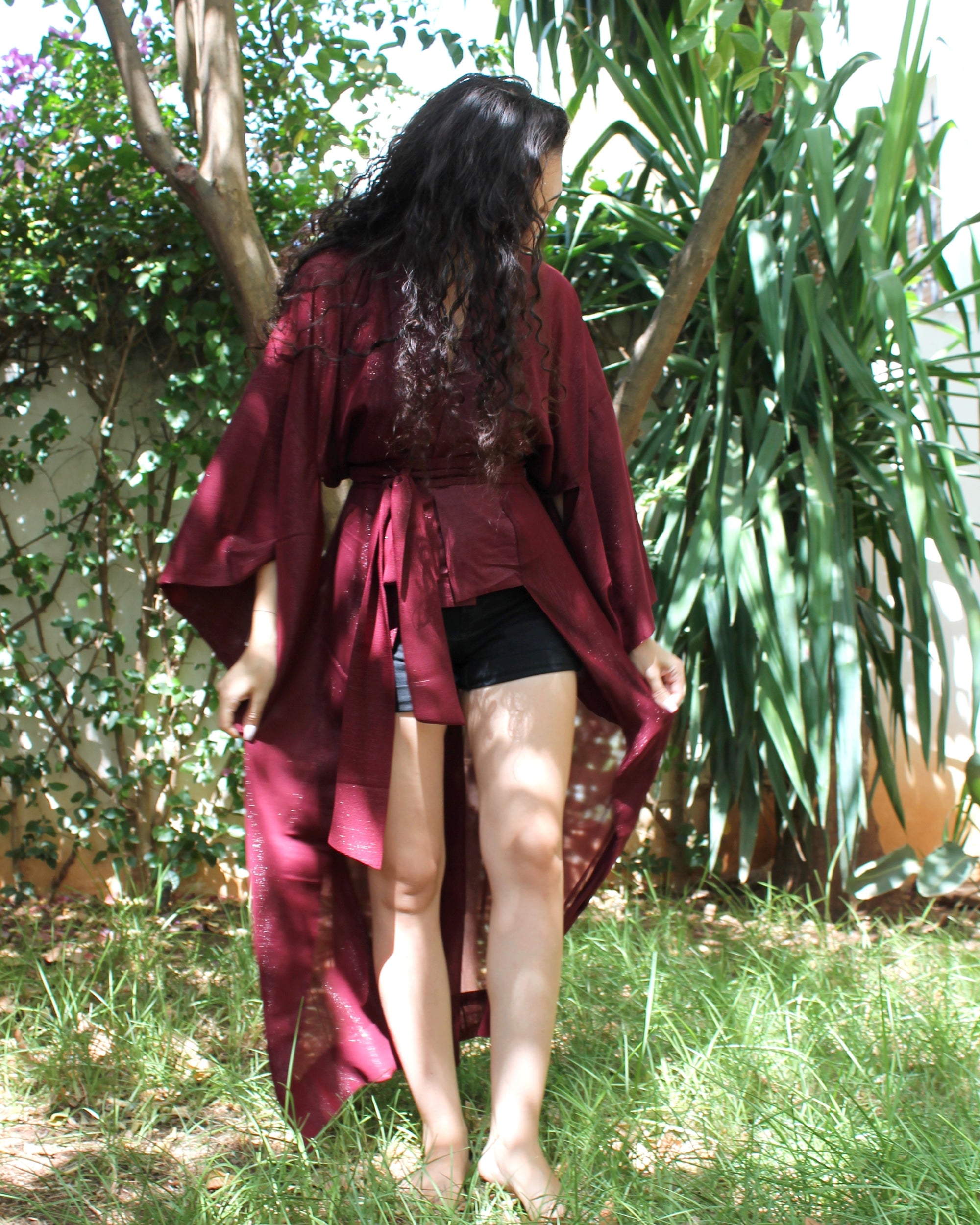 Kimono japonais en mousseline irisée bordeaux